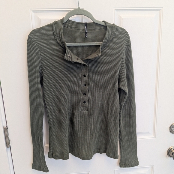 ASKK NY Snap Henley - Picture 6 of 8
